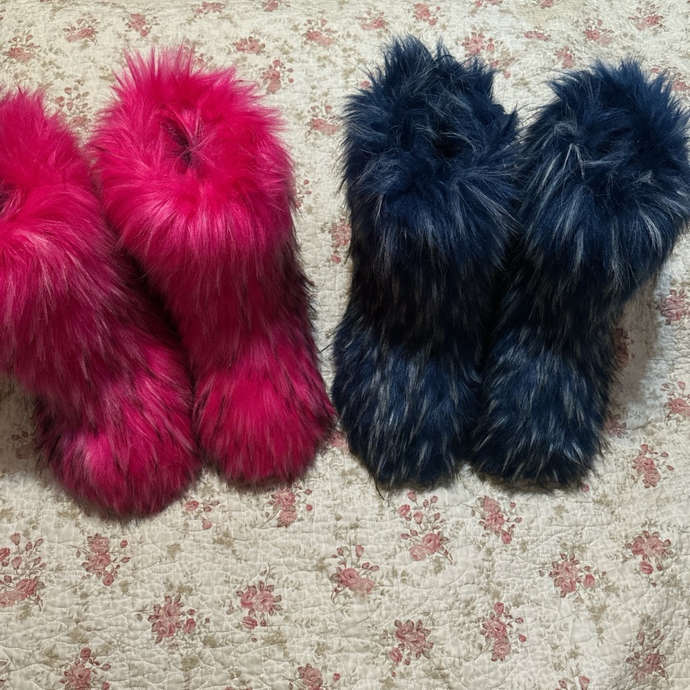Faux fur boots